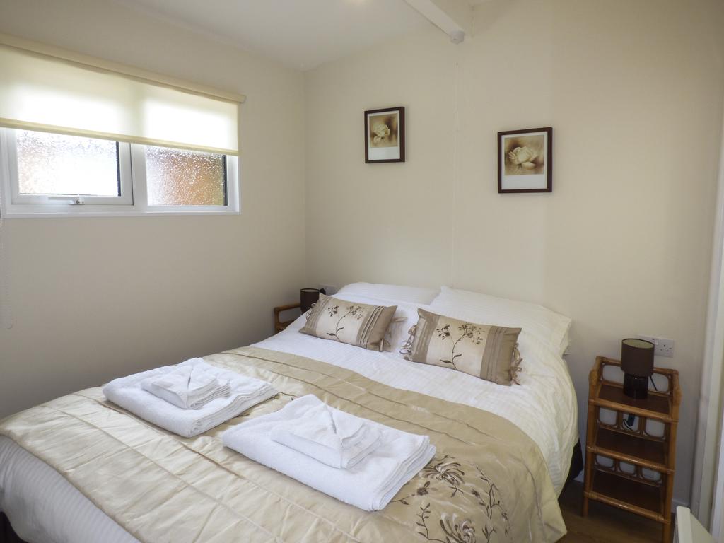 River's Nook room 3